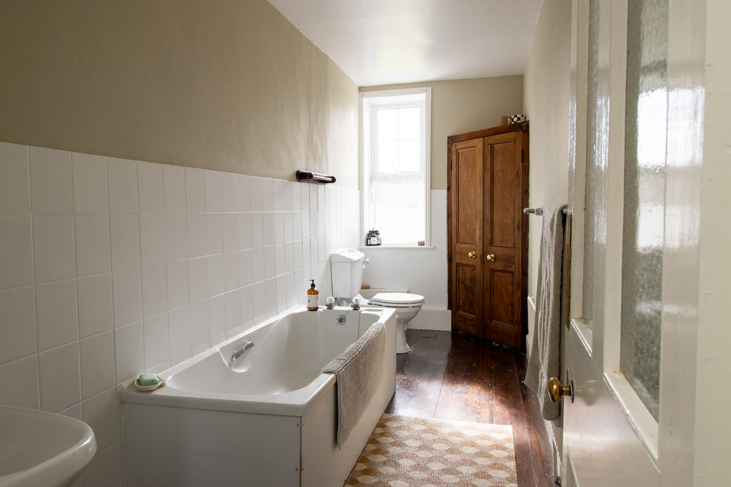 Bathroom- click for photo gallery